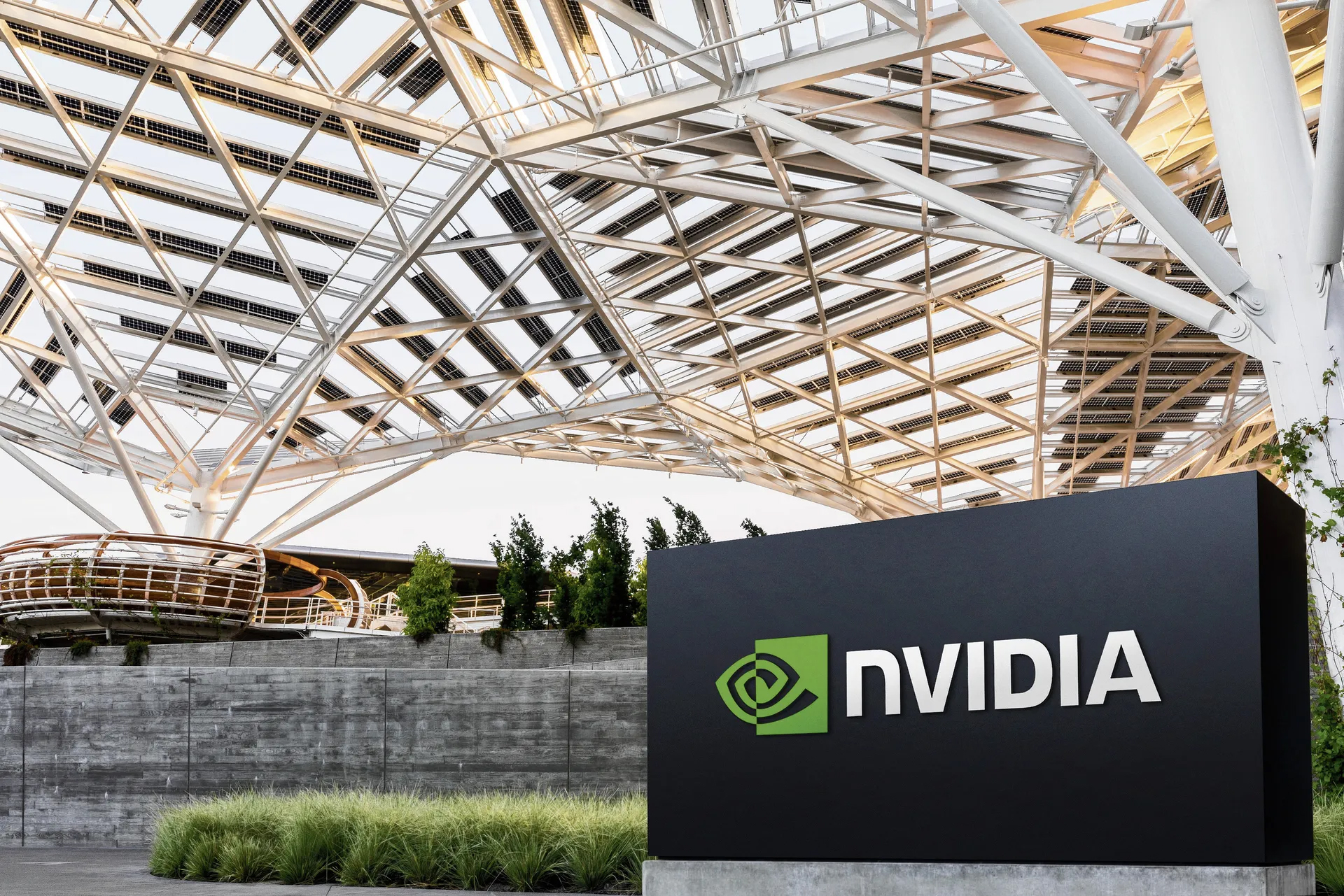 Het ChatGPT-effect: de peperdure AI-chips van Nvidia zijn niet meer aan te slepen